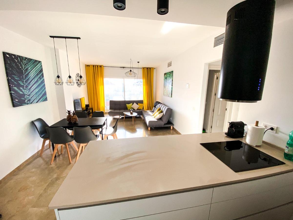 Beautiful New Apartment With Sea View Castillo de Sabinillas Exterior photo